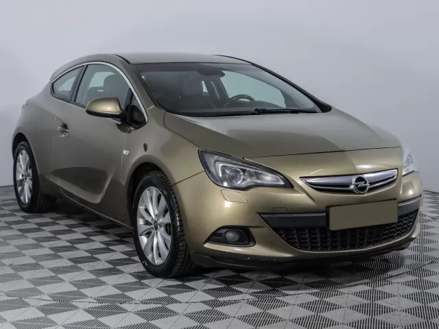Opel Astra 2014