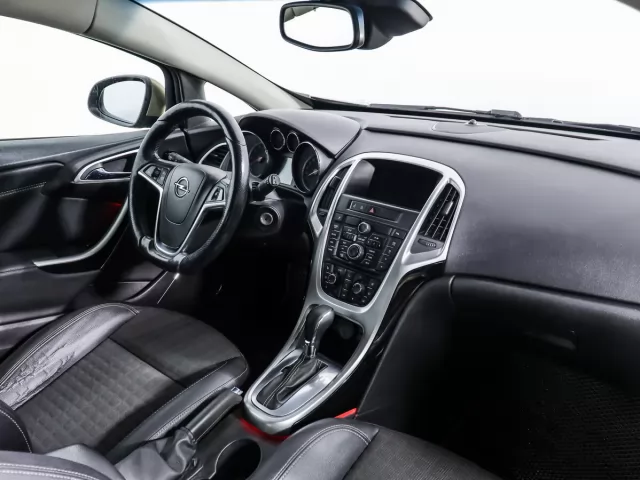 Opel Astra 2014