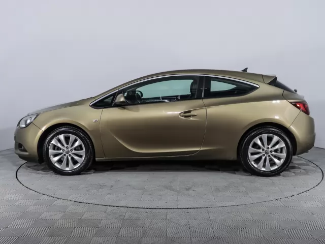 Opel Astra 2014