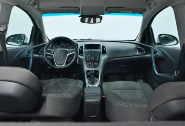 Opel Astra 2014