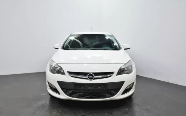 Opel Astra 2014