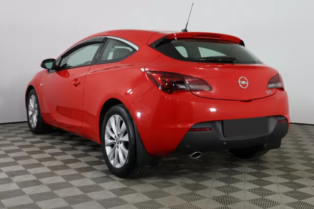 Opel Astra 2014