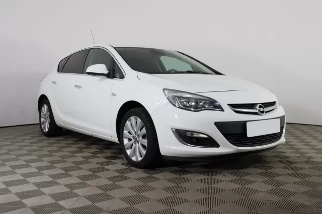 Opel Astra 2014