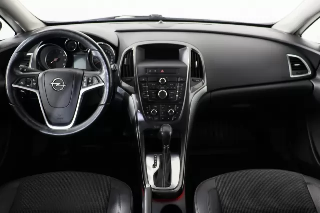 Opel Astra 2014