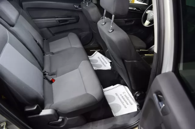 Opel Zafira 2011