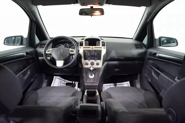 Opel Zafira 2011