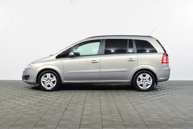 Opel Zafira 2011