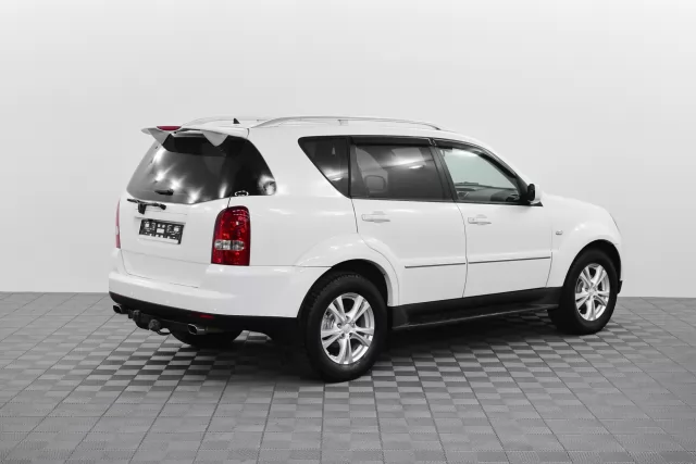 SsangYong Rexton 2011