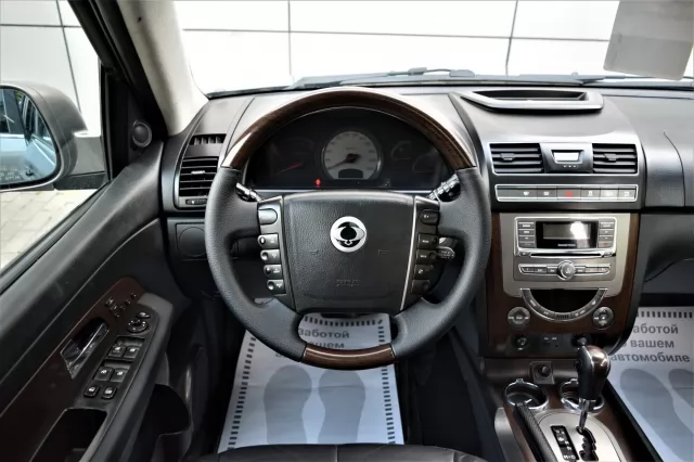 SsangYong Rexton 2012