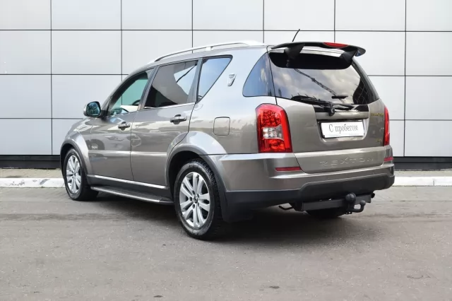 SsangYong Rexton 2012
