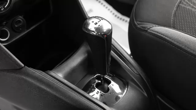 Peugeot 208 2013