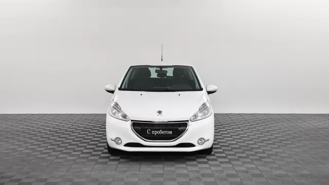 Peugeot 208 2013