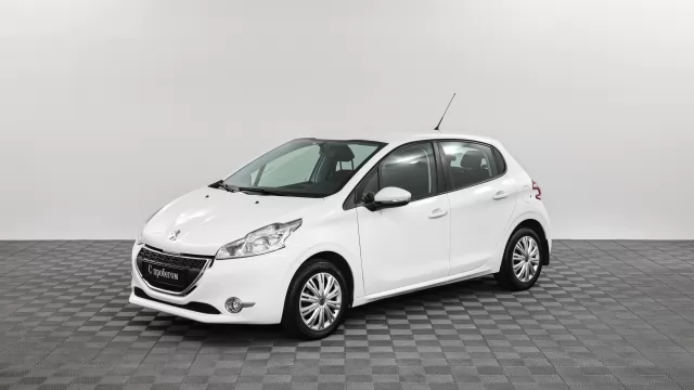 Peugeot 208 2013
