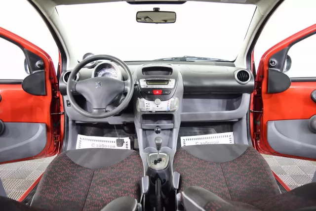 Peugeot 107 2011