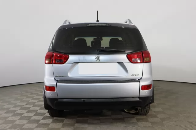 Peugeot 4007 2011