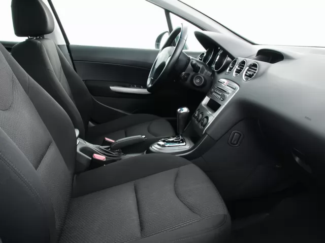 Peugeot 408 2013