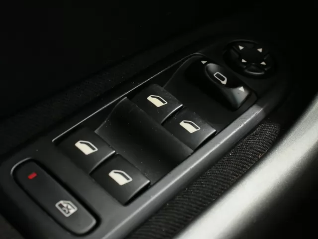Peugeot 408 2013
