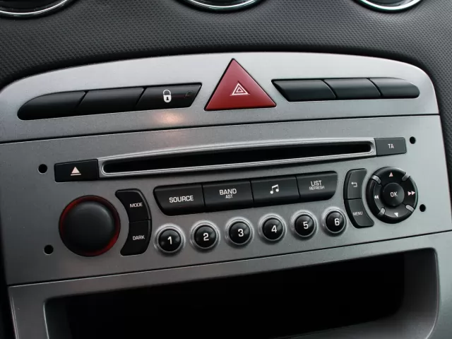 Peugeot 408 2013