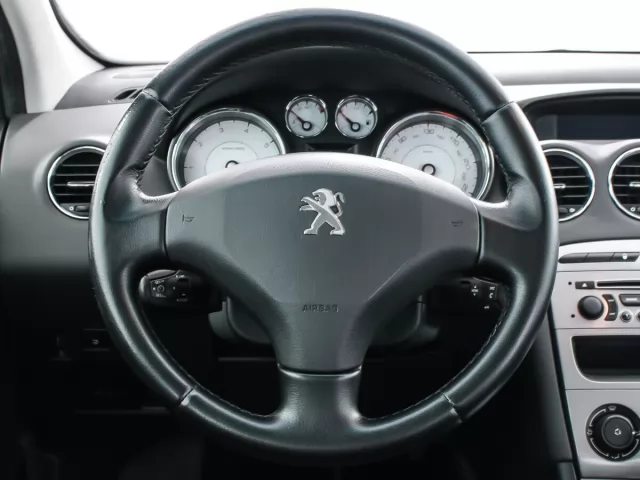 Peugeot 408 2013