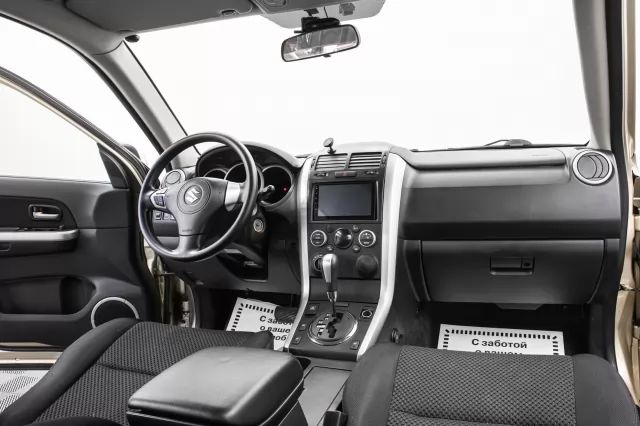 Suzuki Grand Vitara 2012