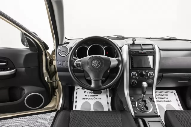 Suzuki Grand Vitara 2012