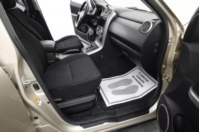Suzuki Grand Vitara 2012