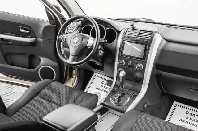 Suzuki Grand Vitara 2012