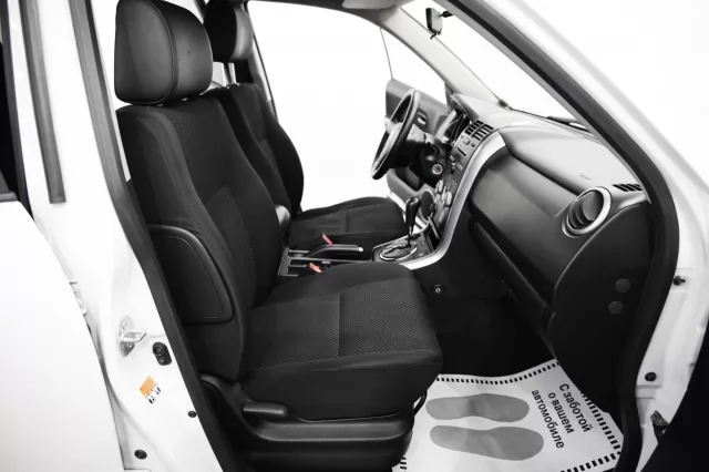 Suzuki Grand Vitara 2012