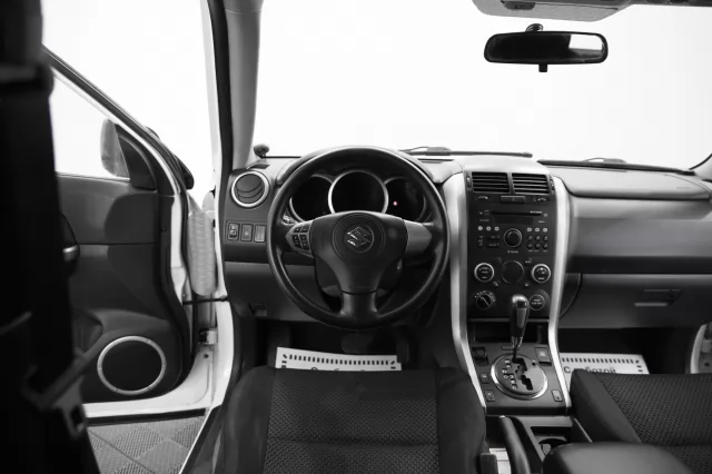 Suzuki Grand Vitara 2012