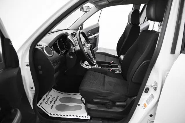 Suzuki Grand Vitara 2012