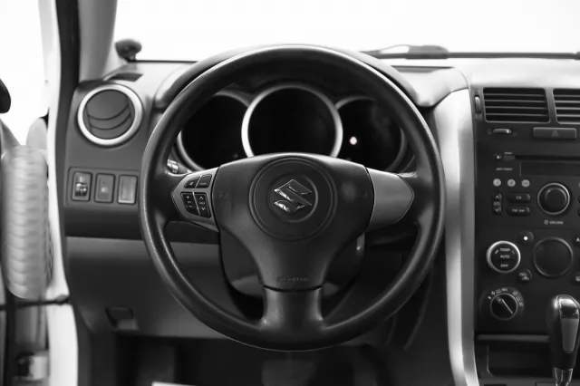 Suzuki Grand Vitara 2012