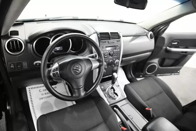Suzuki Grand Vitara 2012