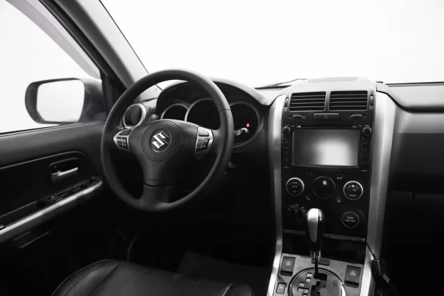 Suzuki Grand Vitara 2012