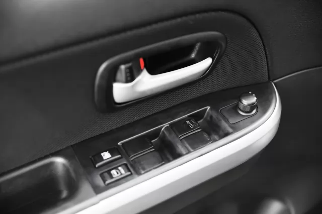 Suzuki Grand Vitara 2012