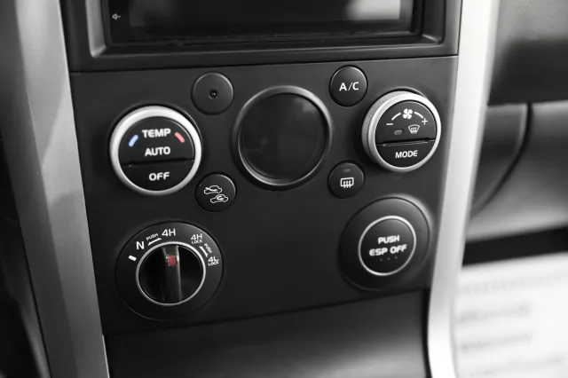 Suzuki Grand Vitara 2012