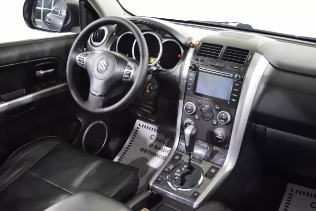 Suzuki Grand Vitara 2012