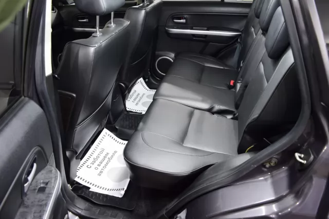 Suzuki Grand Vitara 2012