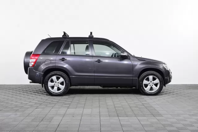 Suzuki Grand Vitara 2012