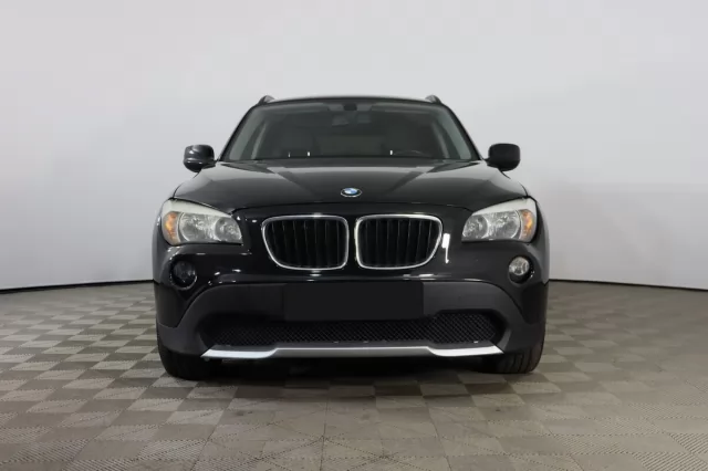 BMW X1 2011