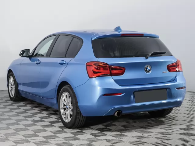 BMW 1 серия 2020