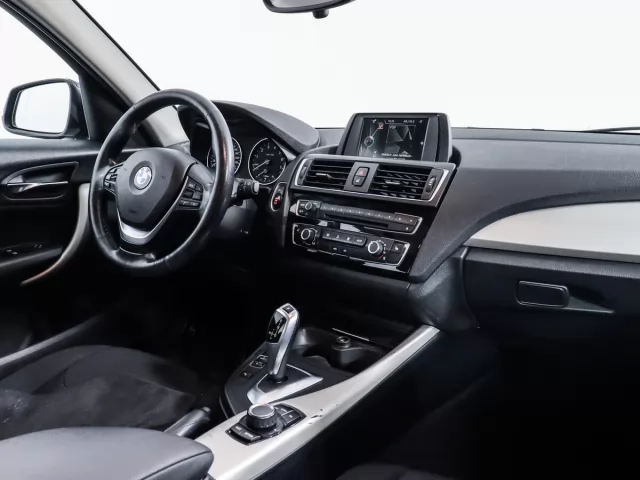 BMW 1 серия 2019