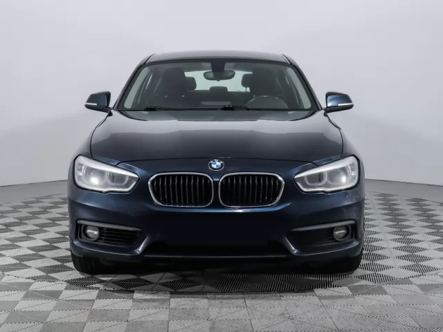 BMW 1 серия 2019