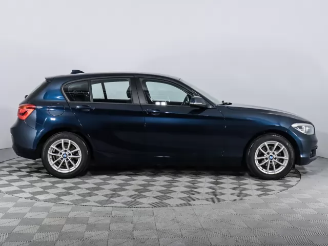 BMW 1 серия 2019
