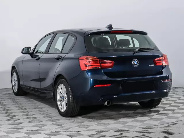 BMW 1 серия 2019