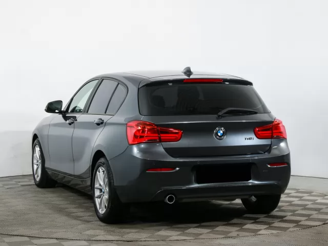 BMW 1 серия 2018