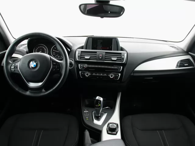 BMW 1 серия 2018