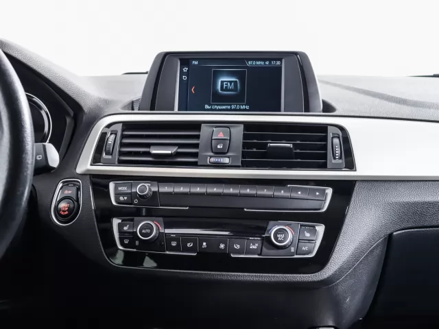 BMW 1 серия 2016