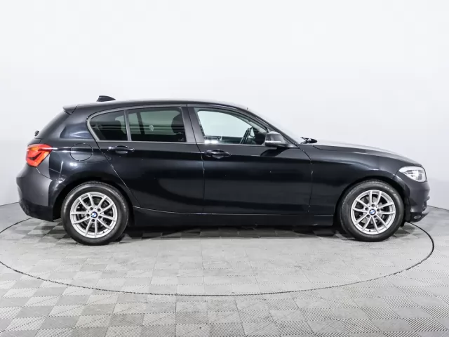 BMW 1 серия 2016