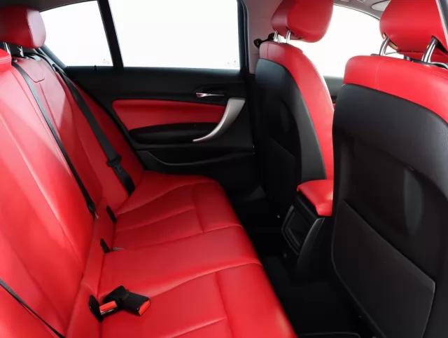 BMW 1 серия 2015