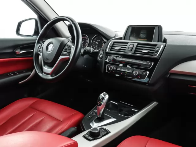 BMW 1 серия 2015